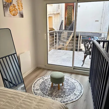 Semesterbostad Maisonnette Neuve, Centre-ville, 20mn De Paris