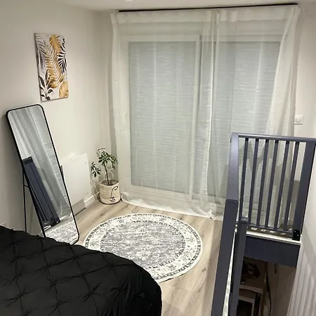 Maisonnette Neuve, Centre-ville, 20mn De Paris Herblay